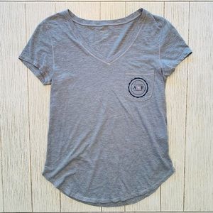 Abercrombie v-neck pocket tee